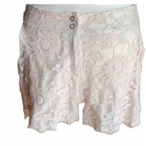 EUC Max and Riley Boutique Boho Lace Shorts